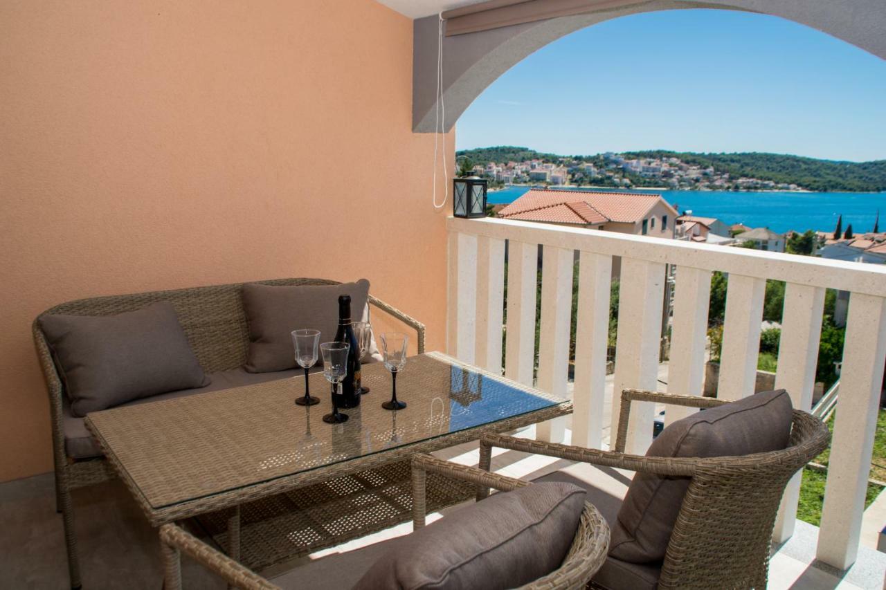 Villa Bozana Trogir Exteriör bild