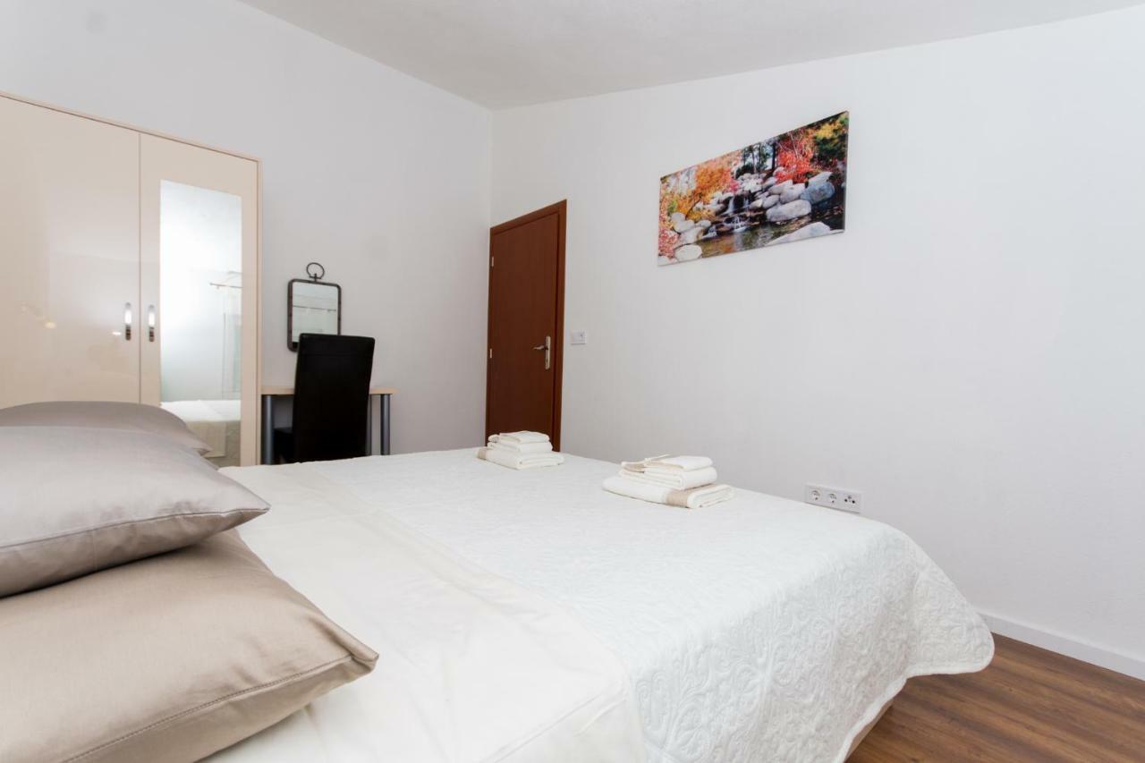 Villa Bozana Trogir Exteriör bild